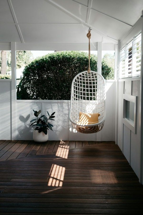 How to create a welcoming front porch on a budget?